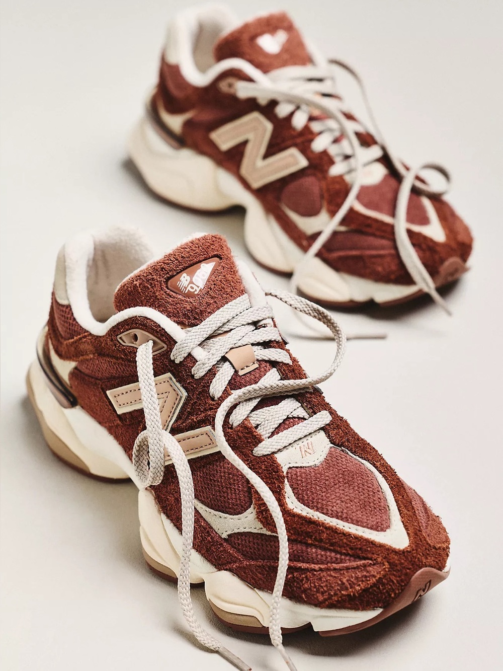 New Balance 9060 Sneakers Rich Oaktimber Wolf